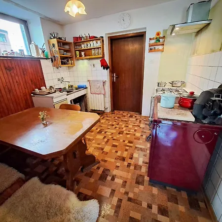 Kwatera prywatna Hikers Hut Hisar Podbrdo